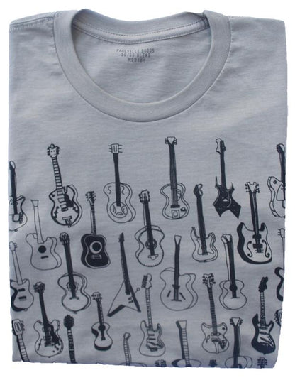 T-Shirt im Gitarrenmuster